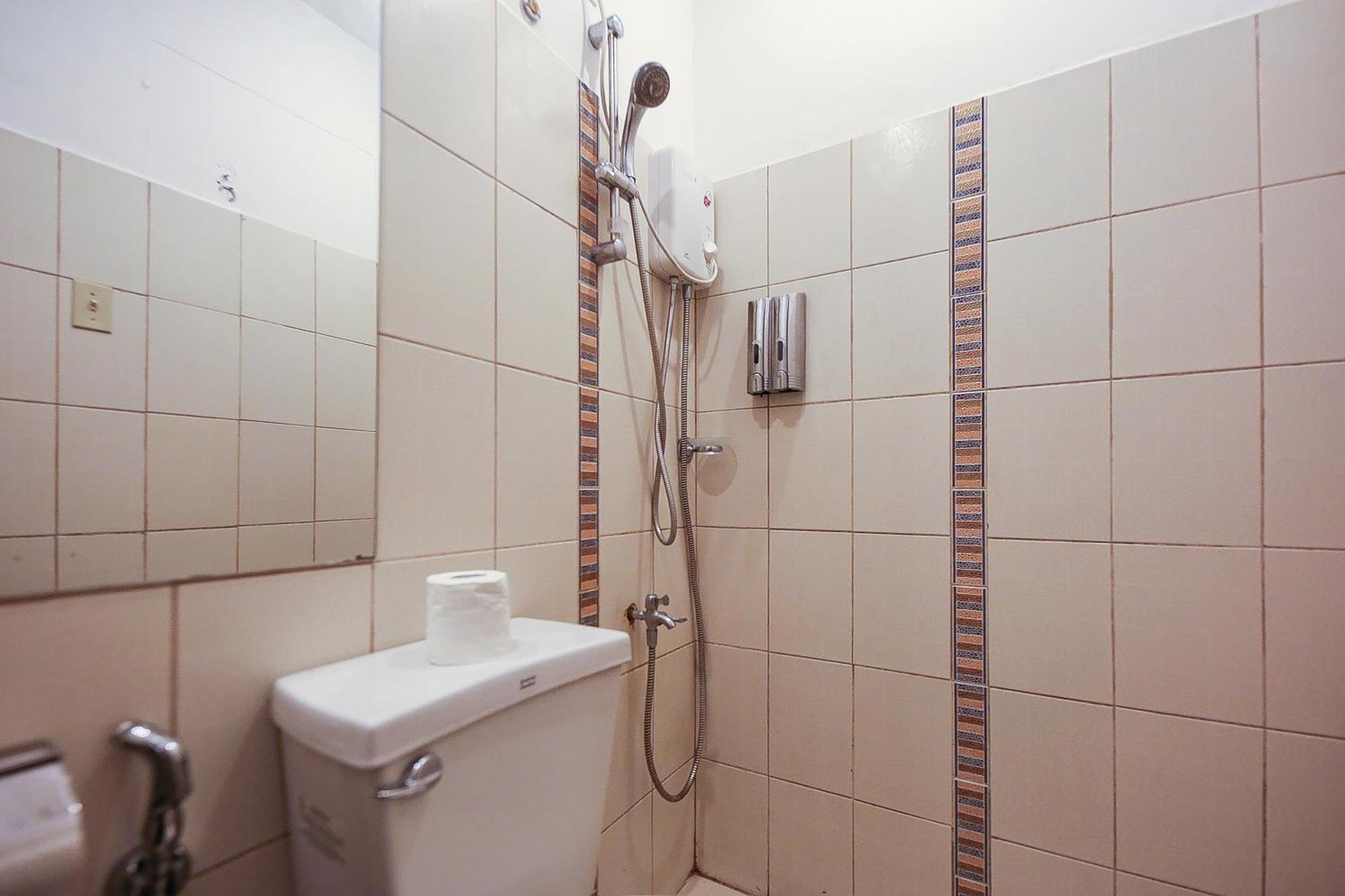 Spot On Junction Hostel Makati City Extérieur photo