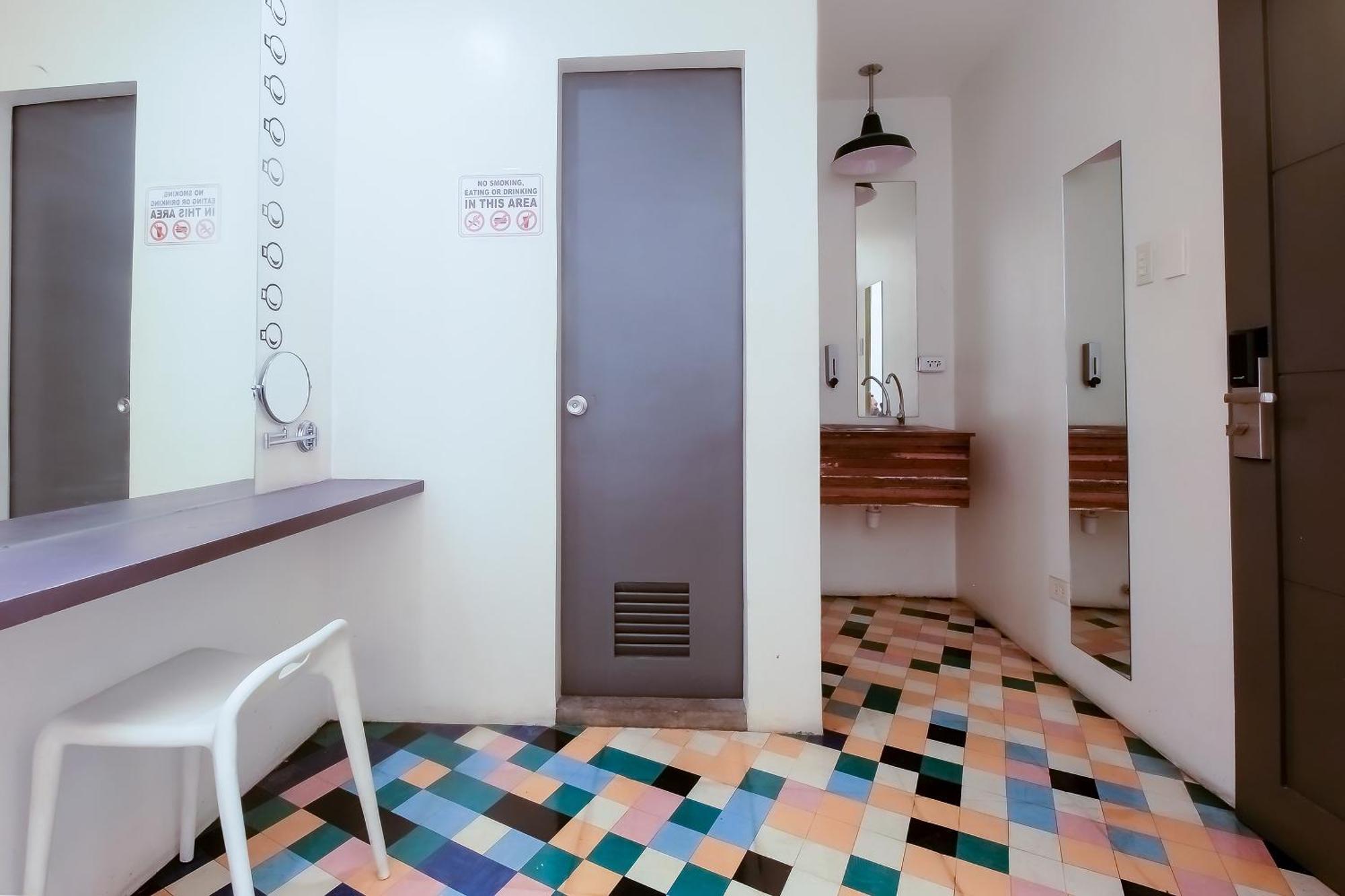 Spot On Junction Hostel Makati City Extérieur photo